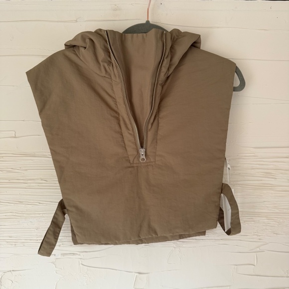 NWT! Oak + Fort Padded Hooded Vest |One Size | Olive Brown - Picture 4 of 9